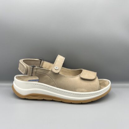 335 Wolky sandalen beige