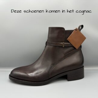 060 Tamaris laarsje cognac