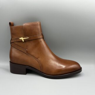 060 Tamaris laarsje cognac