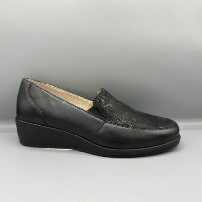 139 Caprice loafers zwart