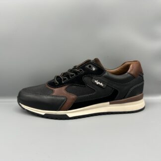 241  Australian sneakers zwart