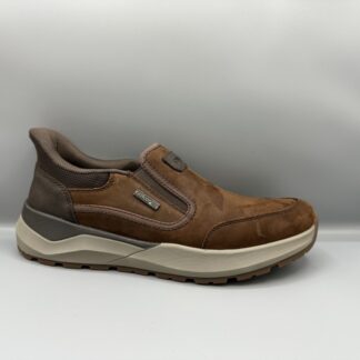 252  Rieker step in loafer cognac