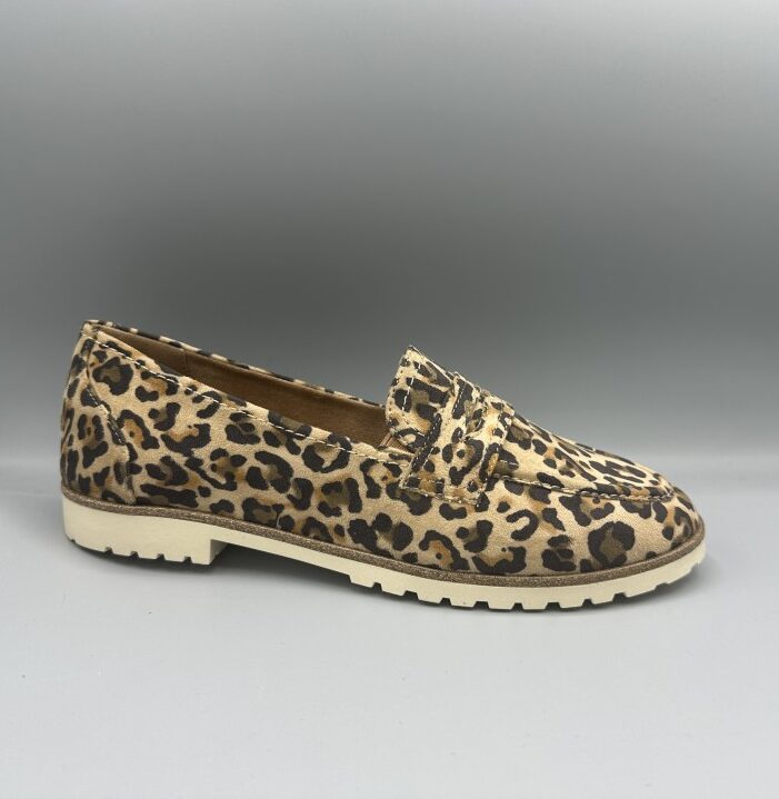 Tamaris loafers panter print