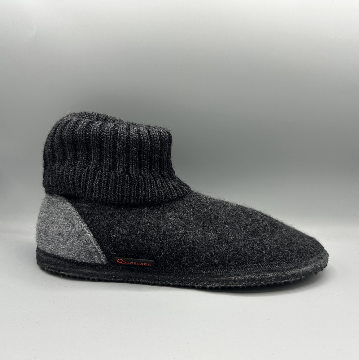Giesswein pantoffels donker grijs