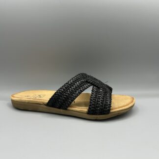 046 Bridge slippers zwart