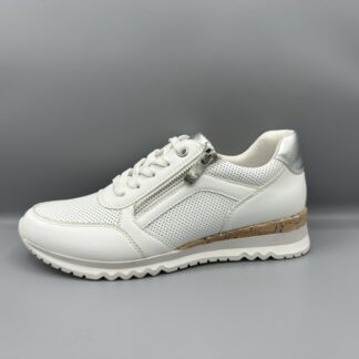 060 Marco Tozzi sneakers wit