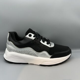 105 Xsensible sneakers zwart zilver