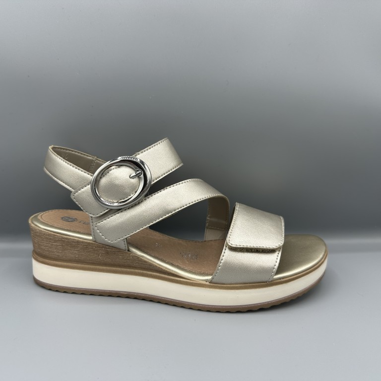 158 Remonte sleehak sandalen goud