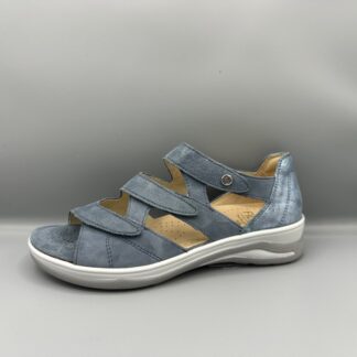 246 Fidelio sandalen licht blauw