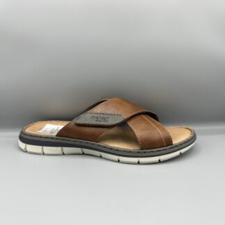 334 Rieker slipper cognac