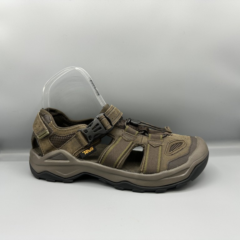 396 Teva sandalen dichte neus bruin