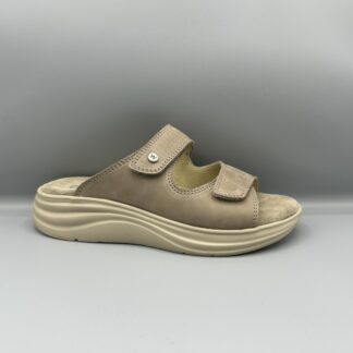 Wolky slippers taupe
