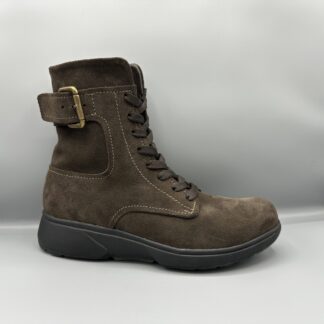 053 Xsensible boot bruin