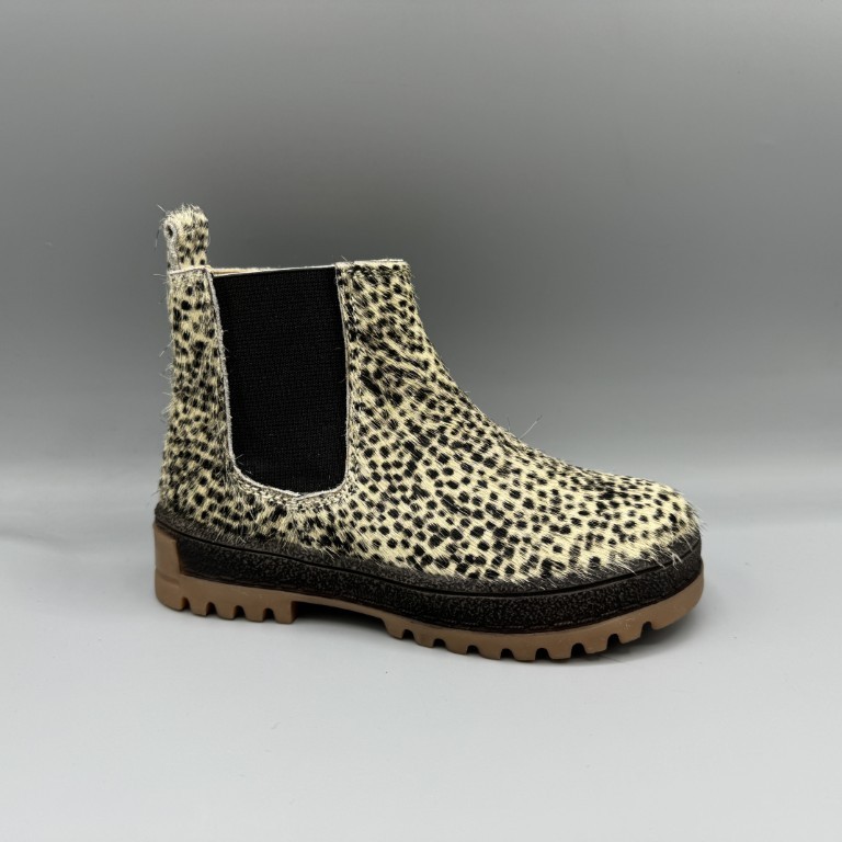 370 Pinocchio laarsje off white stipjes